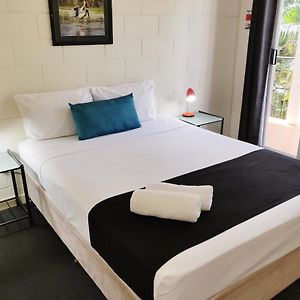 Queen Motel Room